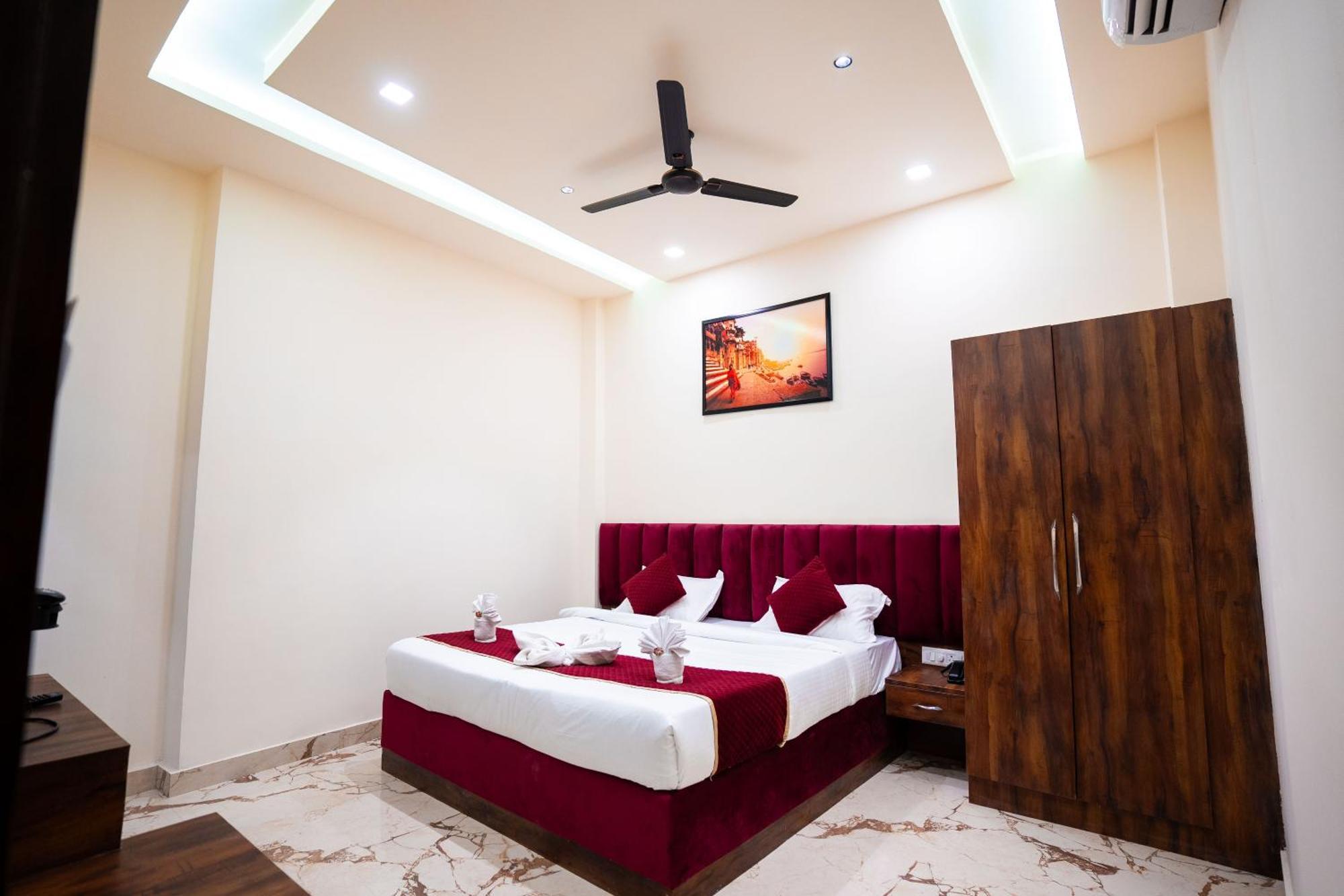 Hotel Jsr Kedar Varanasi Luaran gambar