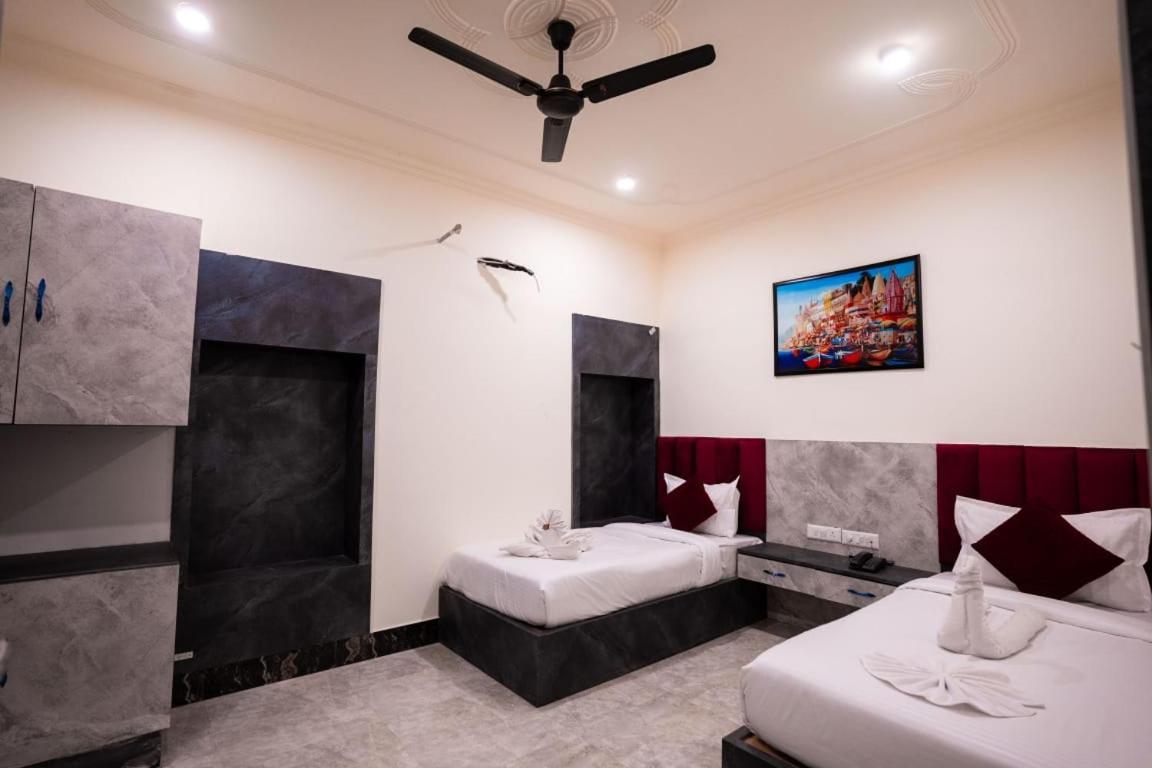 Hotel Jsr Kedar Varanasi Luaran gambar