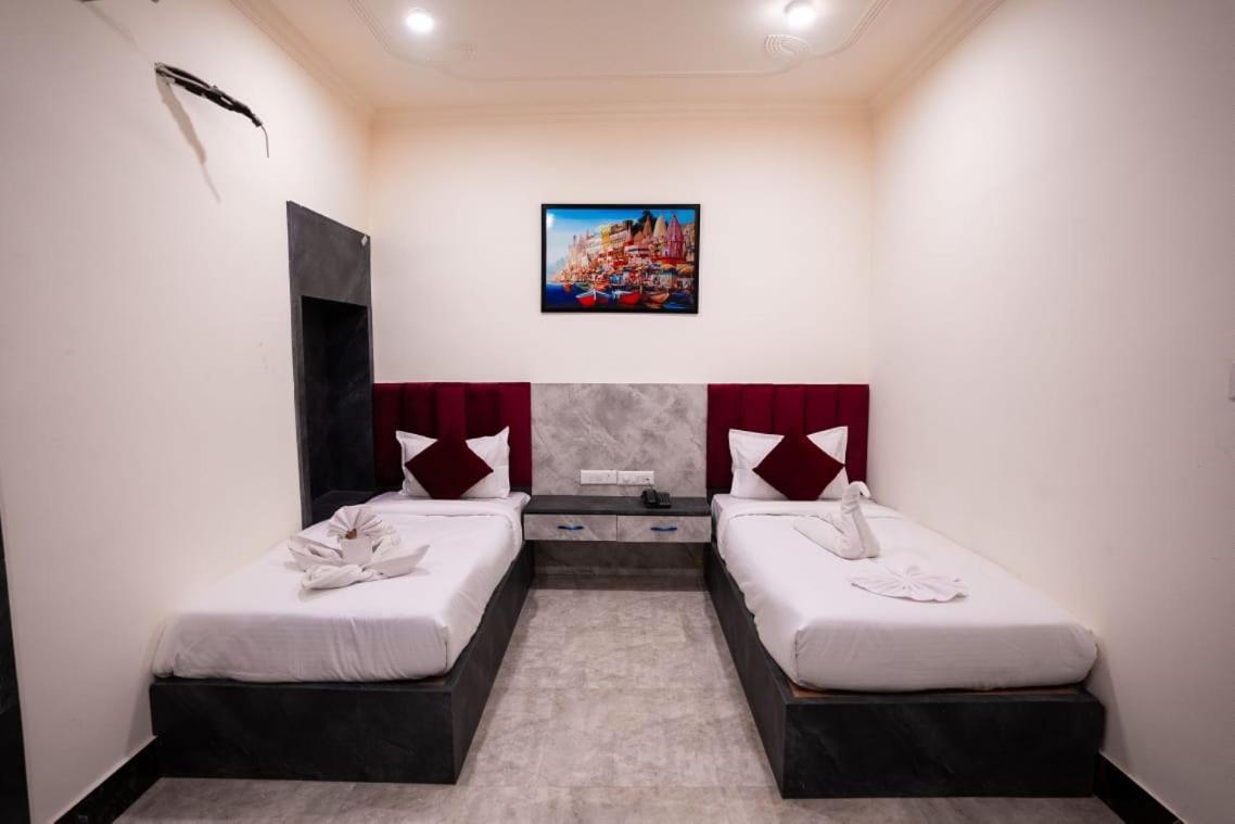 Hotel Jsr Kedar Varanasi Luaran gambar