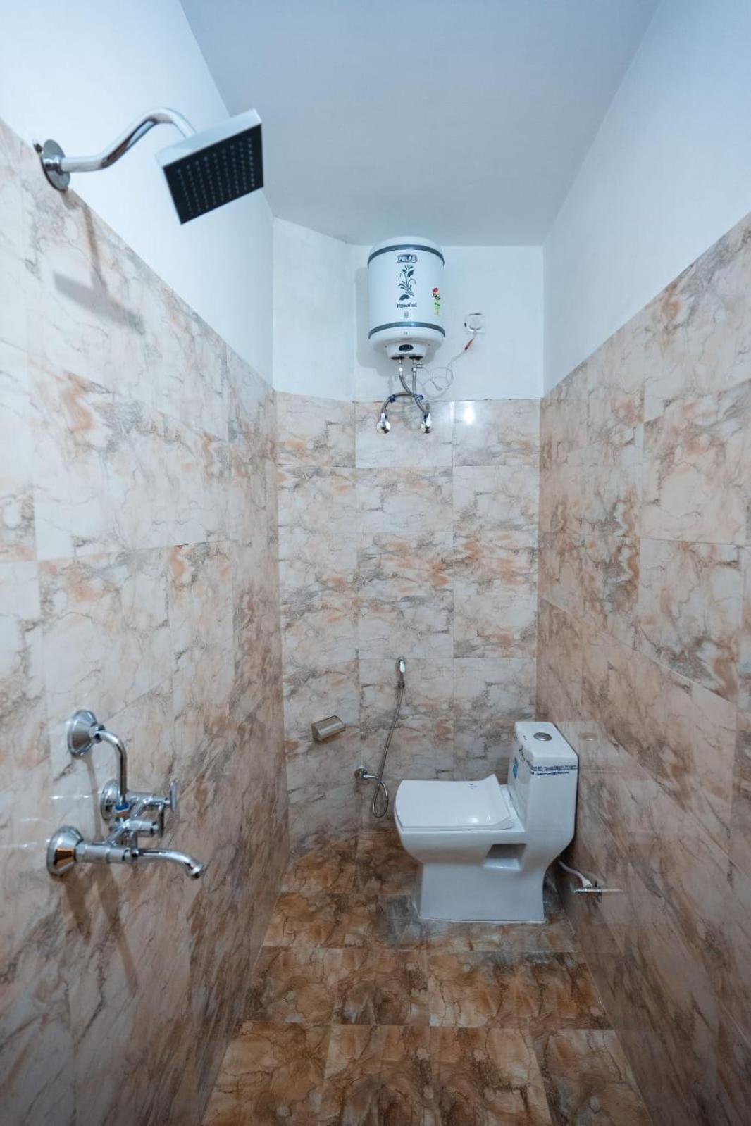 Hotel Jsr Kedar Varanasi Luaran gambar