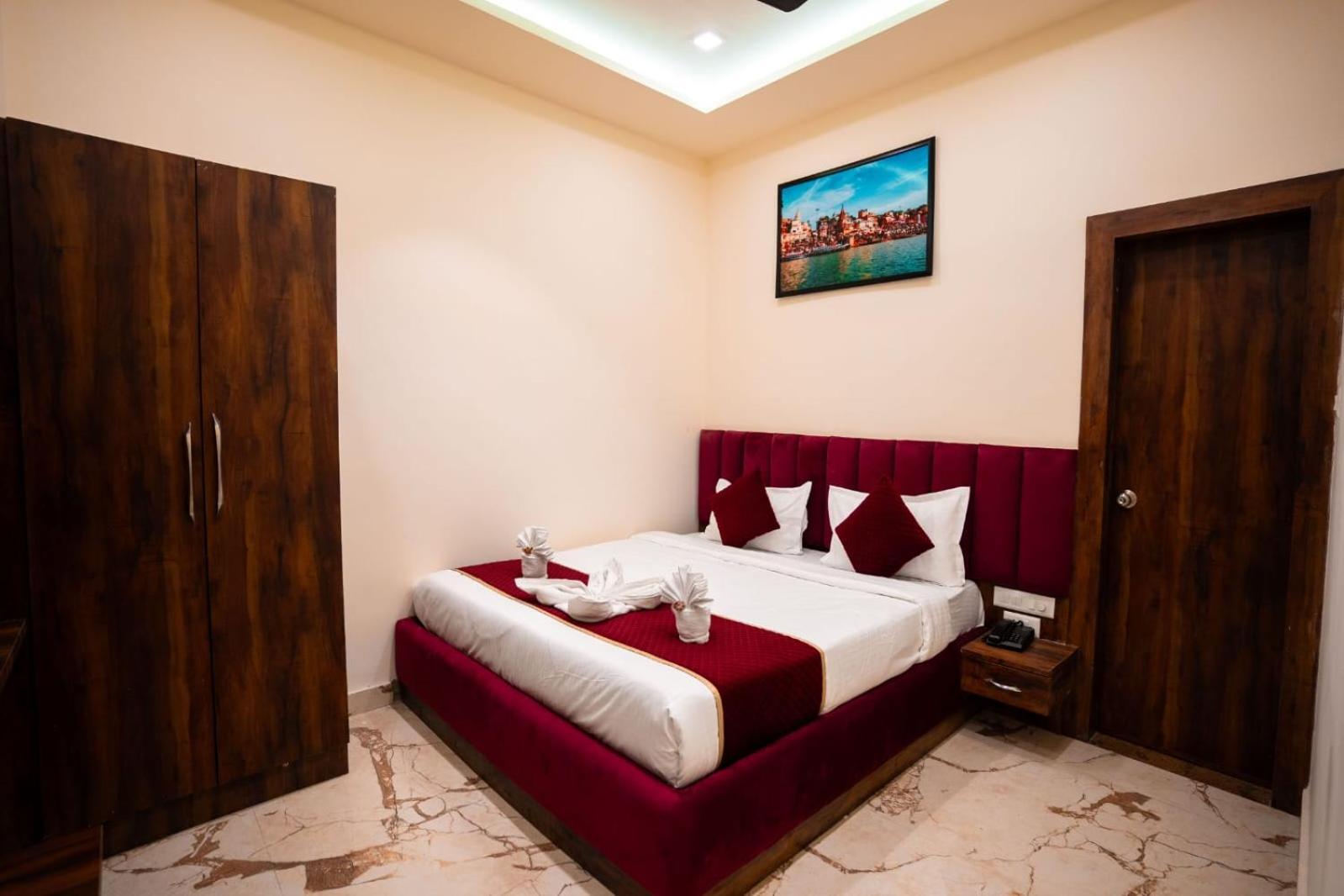 Hotel Jsr Kedar Varanasi Luaran gambar